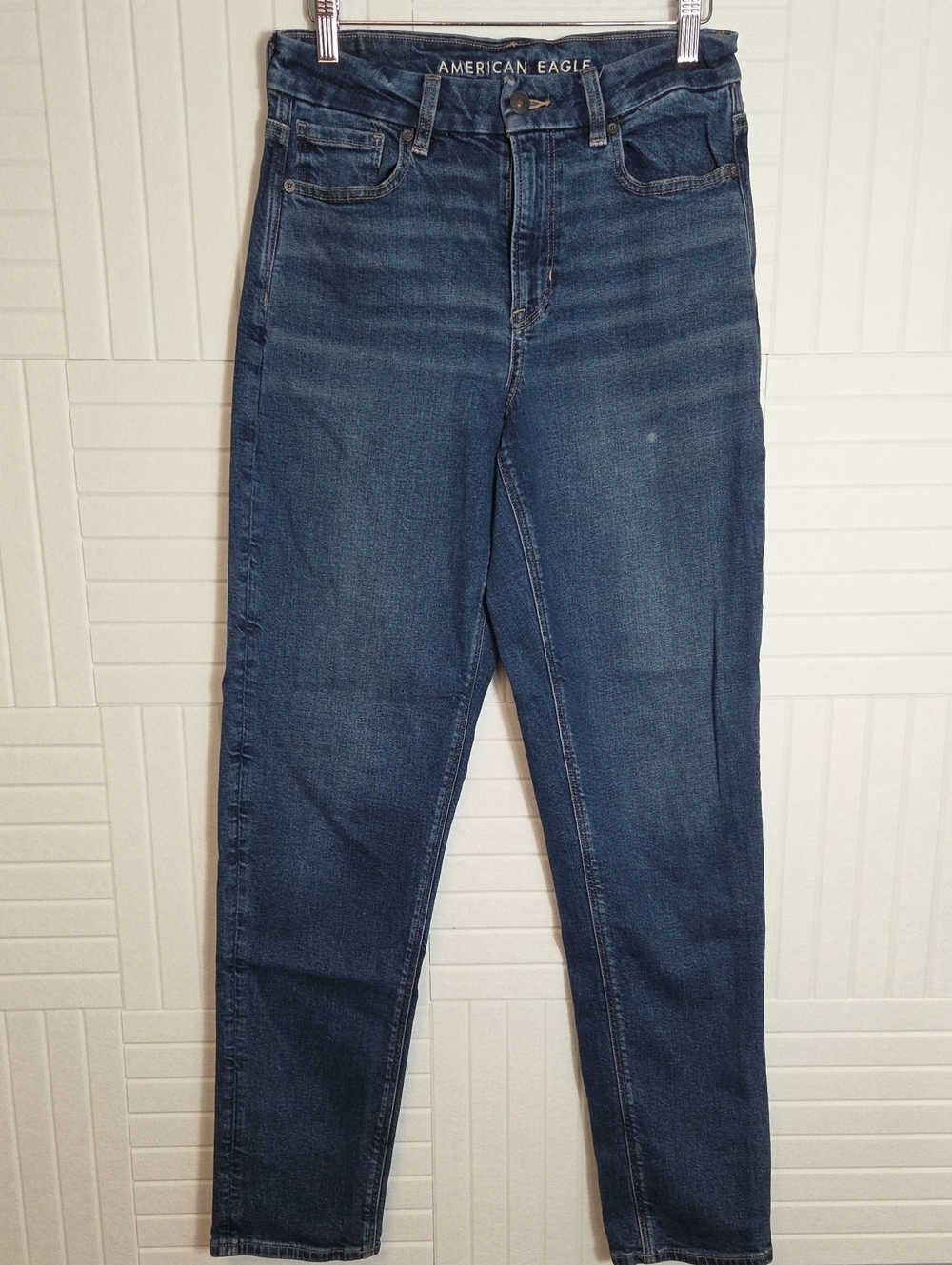 American Eagle Curvy Mom Jeans Size 6 X-Long (TALL)